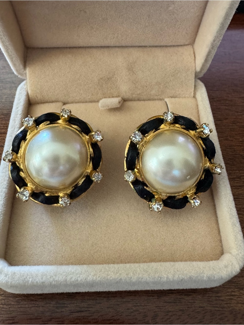 Chanel Fall 1995 Faux Pearl w/woven Lambskin Leather Earrings